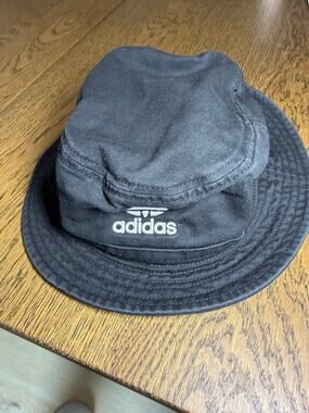 Adidas 100% Cotton Classic Black Bucket Hat